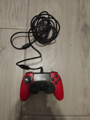 Play wired compact controller - wired,